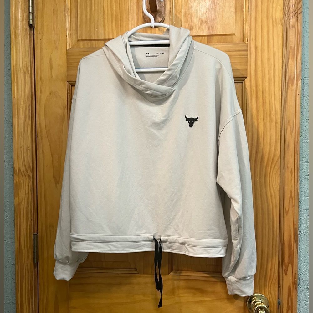 Under Armour size XL cream project rock hoodie with longhorn logo